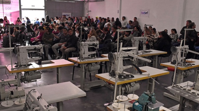 &Ntilde;achek capacita a 120 Personas en confecci&oacute;n de prendas textiles para fortalecer la salida laboral 