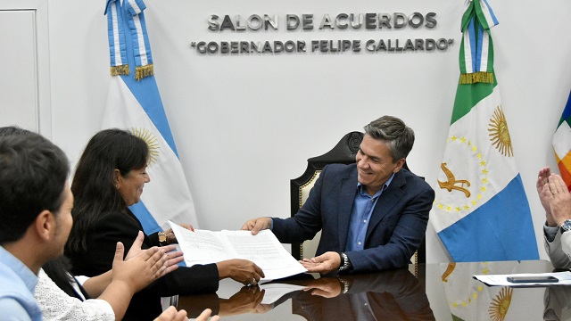 TRAS 14 A&Ntilde;OS, SE DESTRABA UN HIST&Oacute;RICO CONFLICTO: EL IPDUV CONCRET&Oacute; LA VENTA DE UN TERRENO AL COLEGIO ESTRADA