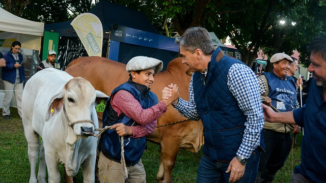 Expo Brangus y Brahman: El Gobernador Zdero ratificó el acompañamiento al Campo “Es el motor del Chaco y de la Argentina”