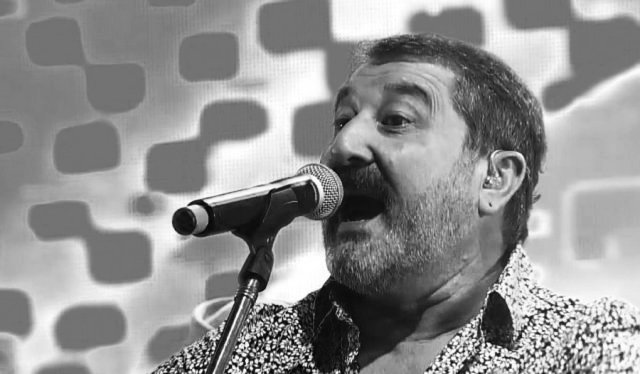 Murió por Coronavirus el músico correntino Carlos Escobar